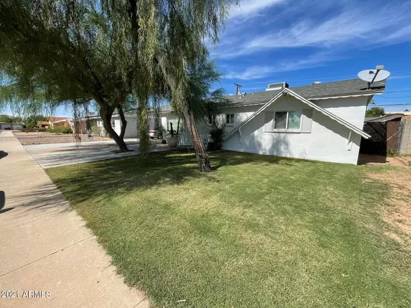 2022 W ALTADENA Avenue, Phoenix, AZ 85029