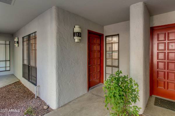 Phoenix, AZ 85016,5203 N 24TH Street #103