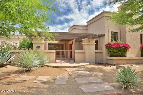 Paradise Valley, AZ 85253,4708 E DESERT PARK Place