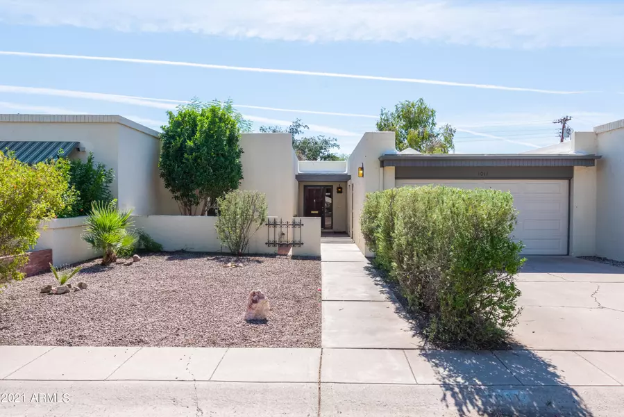 1011 E LAGUNA Drive, Tempe, AZ 85282