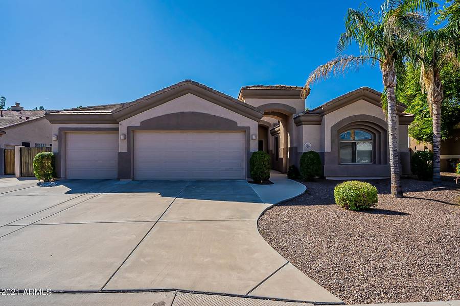 3473 E CODY Avenue, Gilbert, AZ 85234