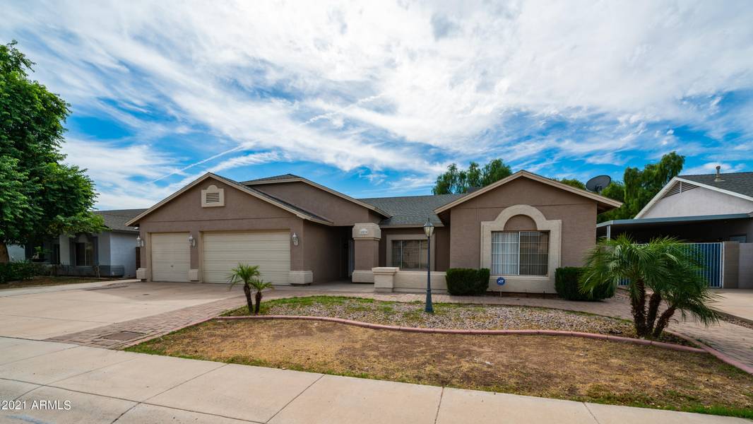 10219 W Denton Lane, Glendale, AZ 85307