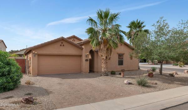 San Tan Valley, AZ 85143,899 W DESERT VALLEY Drive