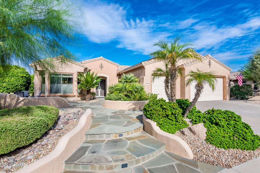 15590 W BIG SKY Drive, Surprise, AZ 85374