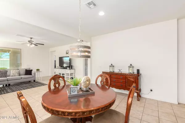 Tolleson, AZ 85353,9828 W ATLANTIS Way