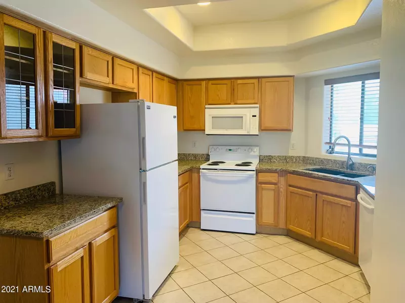 9151 W Greenway Road #259, Peoria, AZ 85381