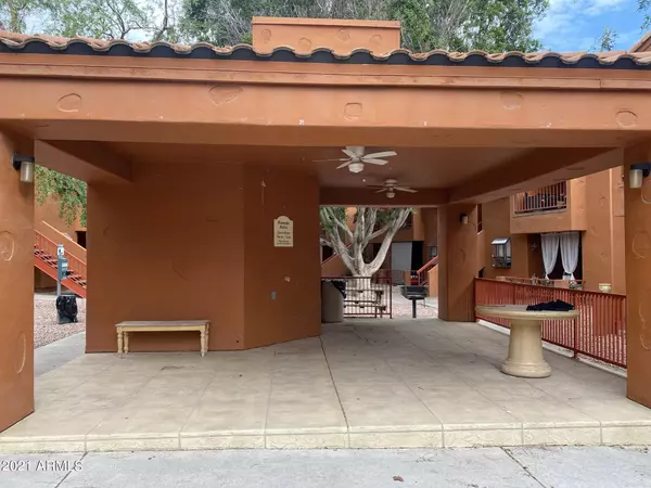 Mesa, AZ 85210,747 S EXTENSION Road #216