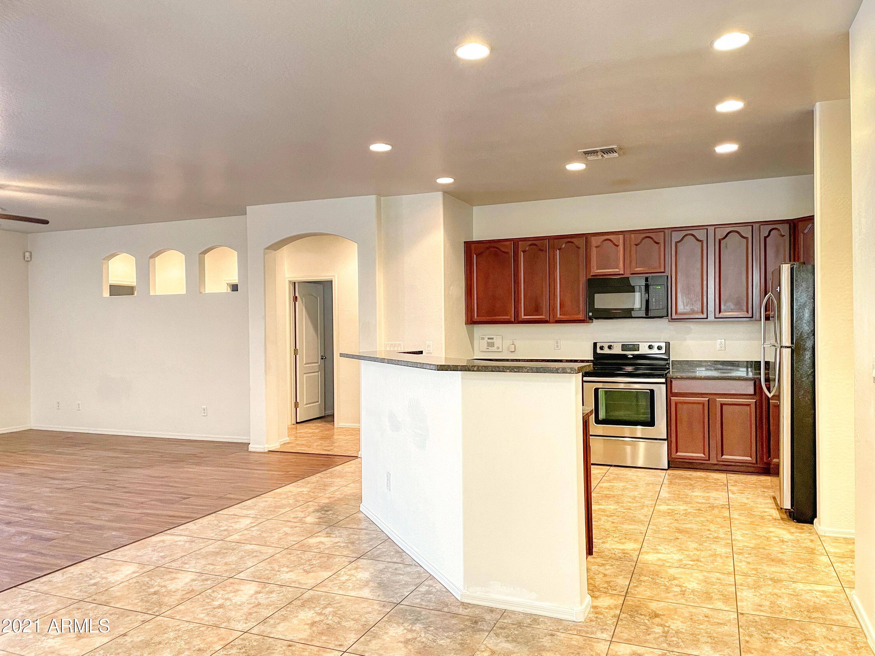 Peoria, AZ 85383,9182 W BLACK HILL Road