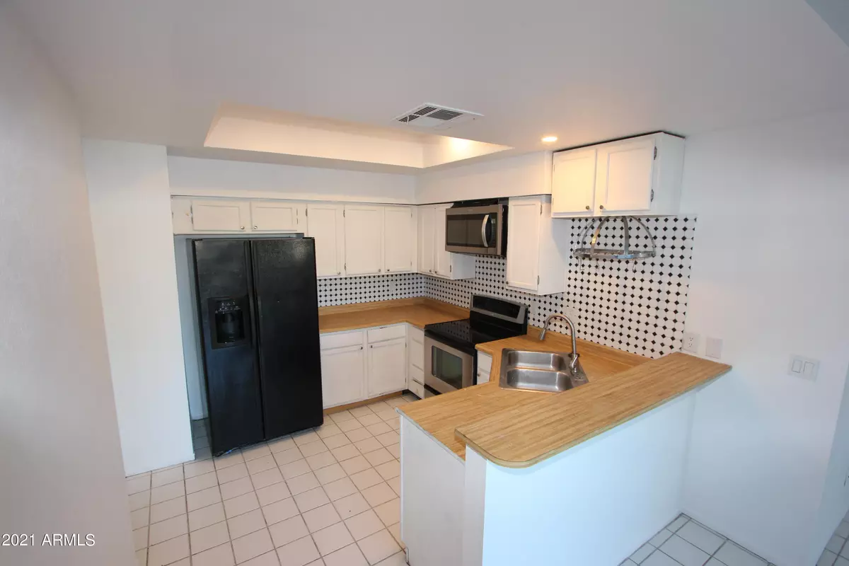 Glendale, AZ 85302,9411 N 59TH Avenue #130