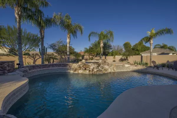 4548 W Mariposa Grande Lane, Glendale, AZ 85310