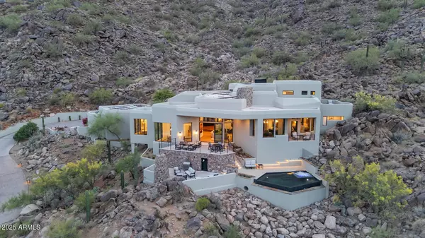 5810 E Cholla Lane, Paradise Valley, AZ 85253
