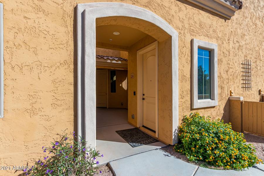 900 S CANAL Drive #224, Chandler, AZ 85225