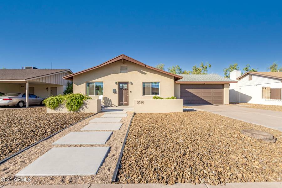 2330 E PEBBLE BEACH Drive, Tempe, AZ 85282