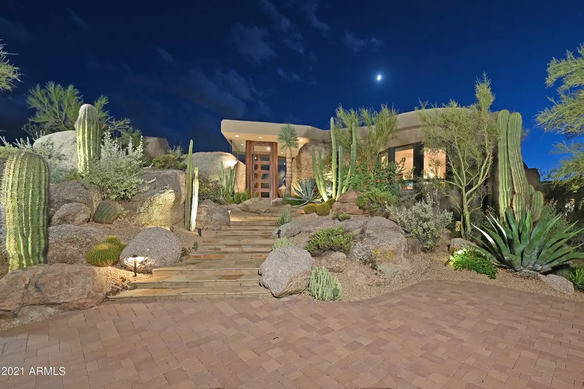 Carefree, AZ 85377,2018 SMOKETREE Drive