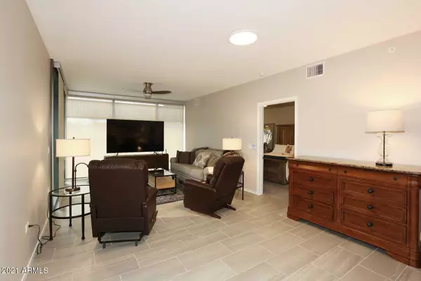 Scottsdale, AZ 85254,7180 E KIERLAND Boulevard #209