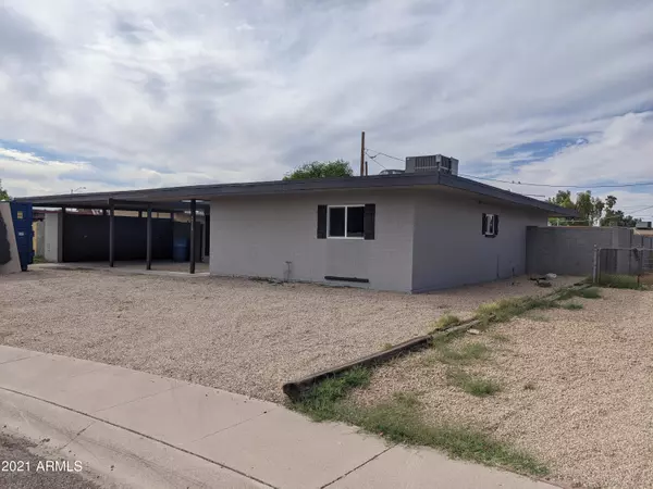 5712 W HEATHERBRAE Drive, Phoenix, AZ 85031