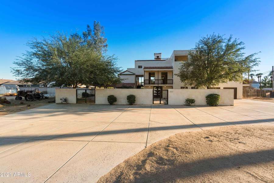 4473 S BASHA Road, Chandler, AZ 85248