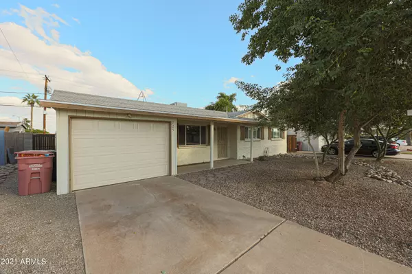 725 N 74TH Street, Scottsdale, AZ 85257