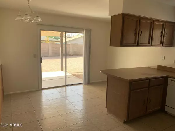 Mesa, AZ 85202,1323 W OBISPO Avenue