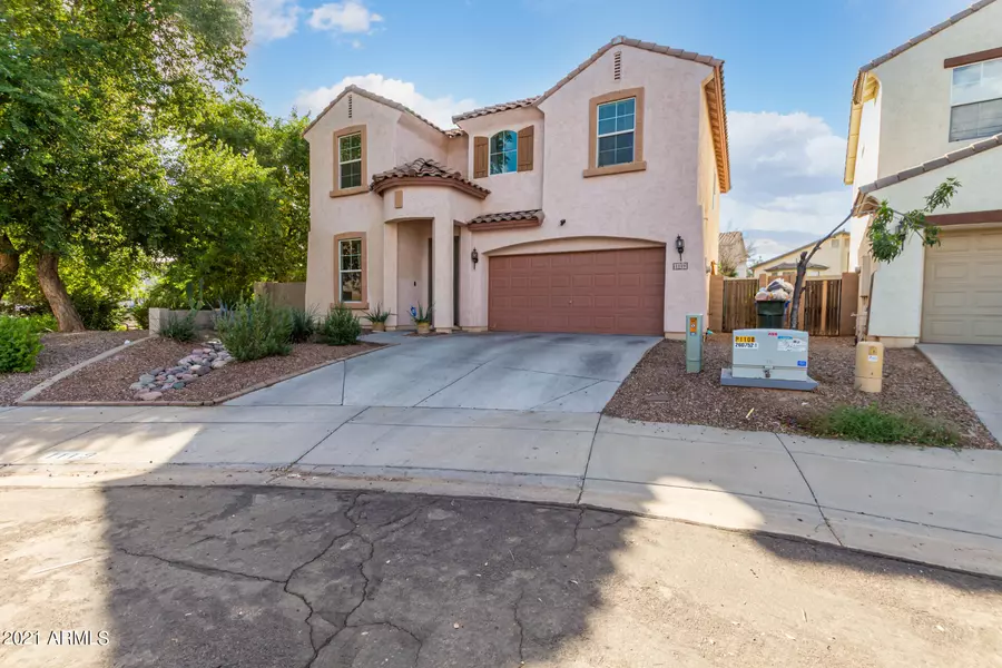 1119 E SUNLAND Avenue, Phoenix, AZ 85040