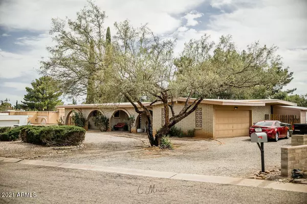 2032 Chantilly Drive, Sierra Vista, AZ 85635