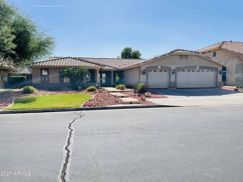 13225 W COLTER Street, Litchfield Park, AZ 85340