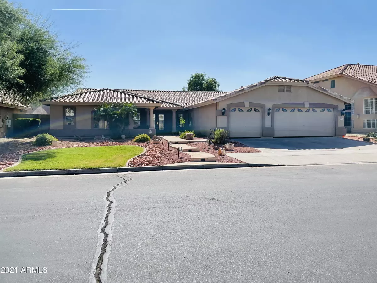 Litchfield Park, AZ 85340,13225 W COLTER Street