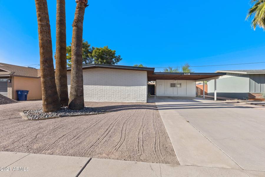 1238 E BROADMOR Drive, Tempe, AZ 85282