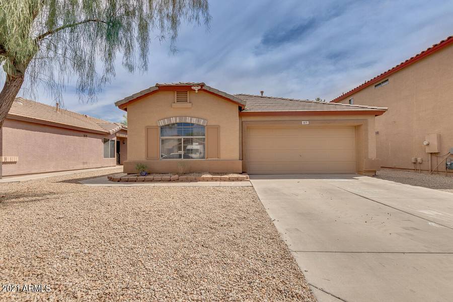 1671 E MILKY Way, Gilbert, AZ 85295