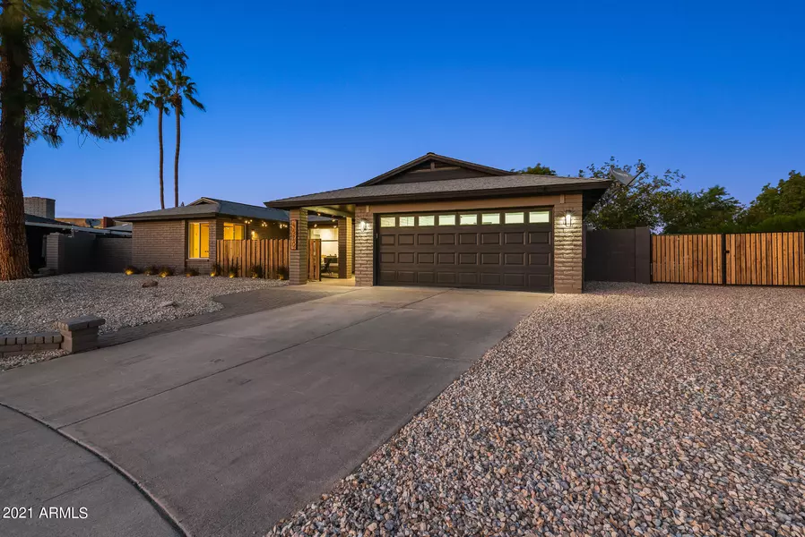 4620 W DAHLIA Drive, Glendale, AZ 85304