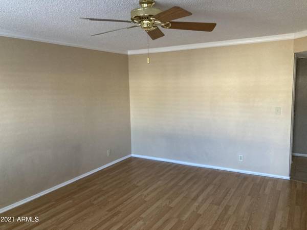 Mesa, AZ 85206,4329 E CAPRI Avenue #212