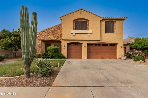 1092 E TRELLIS Road, San Tan Valley, AZ 85140