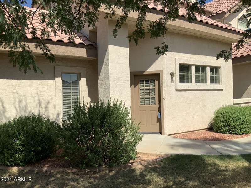 2801 N LITCHFIELD Road #37, Goodyear, AZ 85395