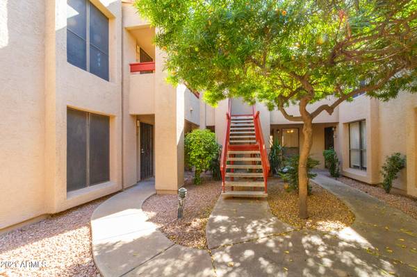 Phoenix, AZ 85051,3131 W COCHISE Drive #270