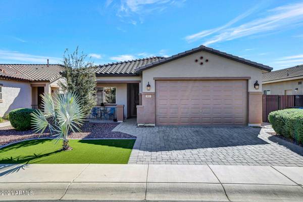 San Tan Valley, AZ 85140,903 W Sisso Tree Avenue