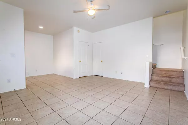 Phoenix, AZ 85022,2311 E HARTFORD Avenue #36