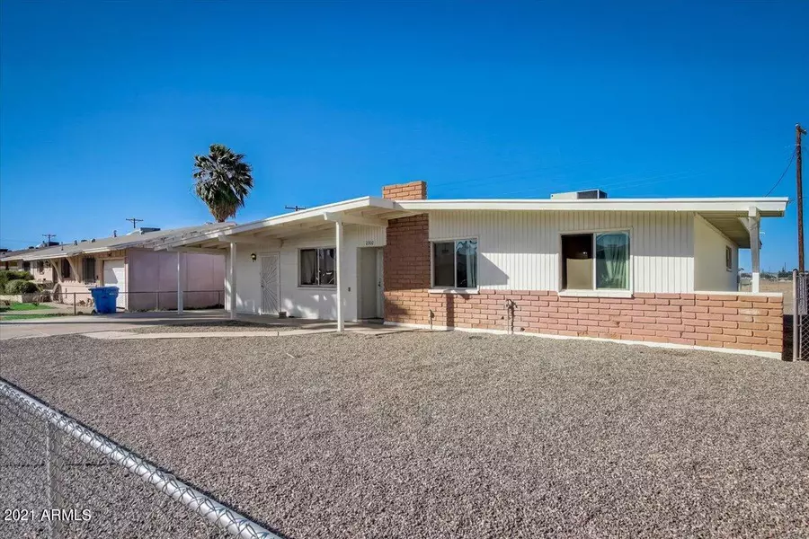 2302 E WIER Avenue, Phoenix, AZ 85040