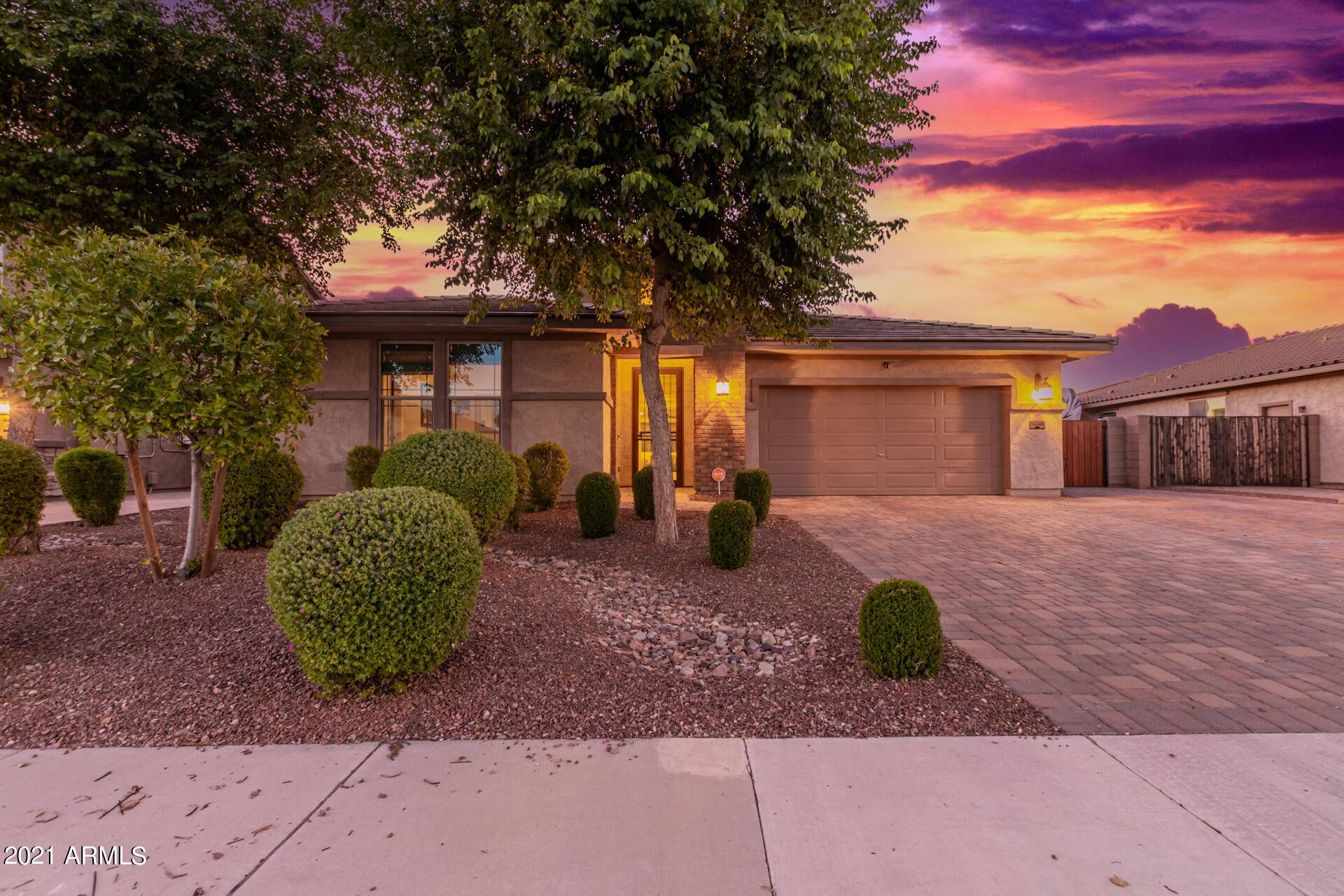 18248 W MONTECITO Avenue, Goodyear, AZ 85395