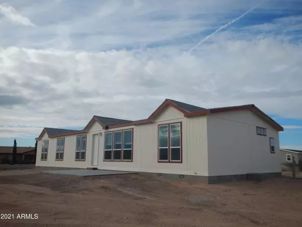 Tonopah, AZ 85354,363 W Lower Buckeye Road