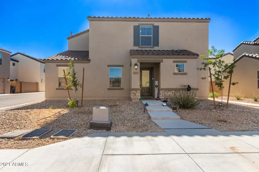 8025 W AGORA Lane, Phoenix, AZ 85043