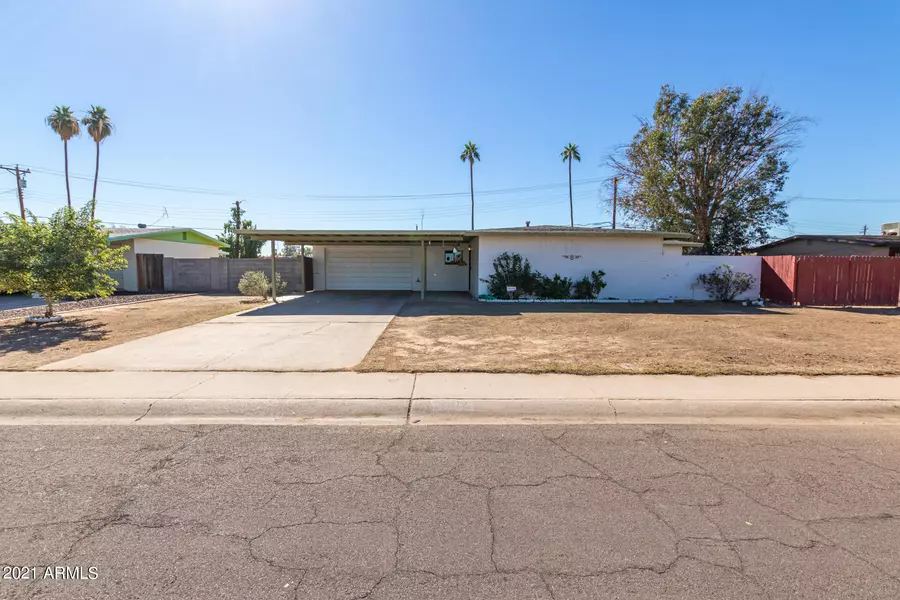 6609 W READE Avenue, Glendale, AZ 85301