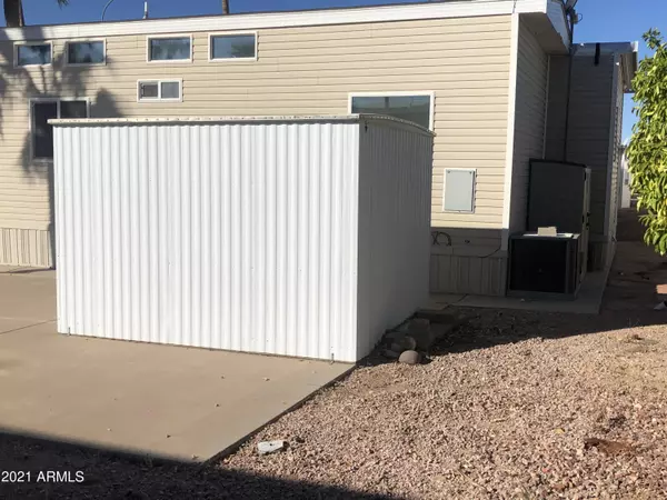 Apache Junction, AZ 85119,242 S AQUAMARINE Drive #242