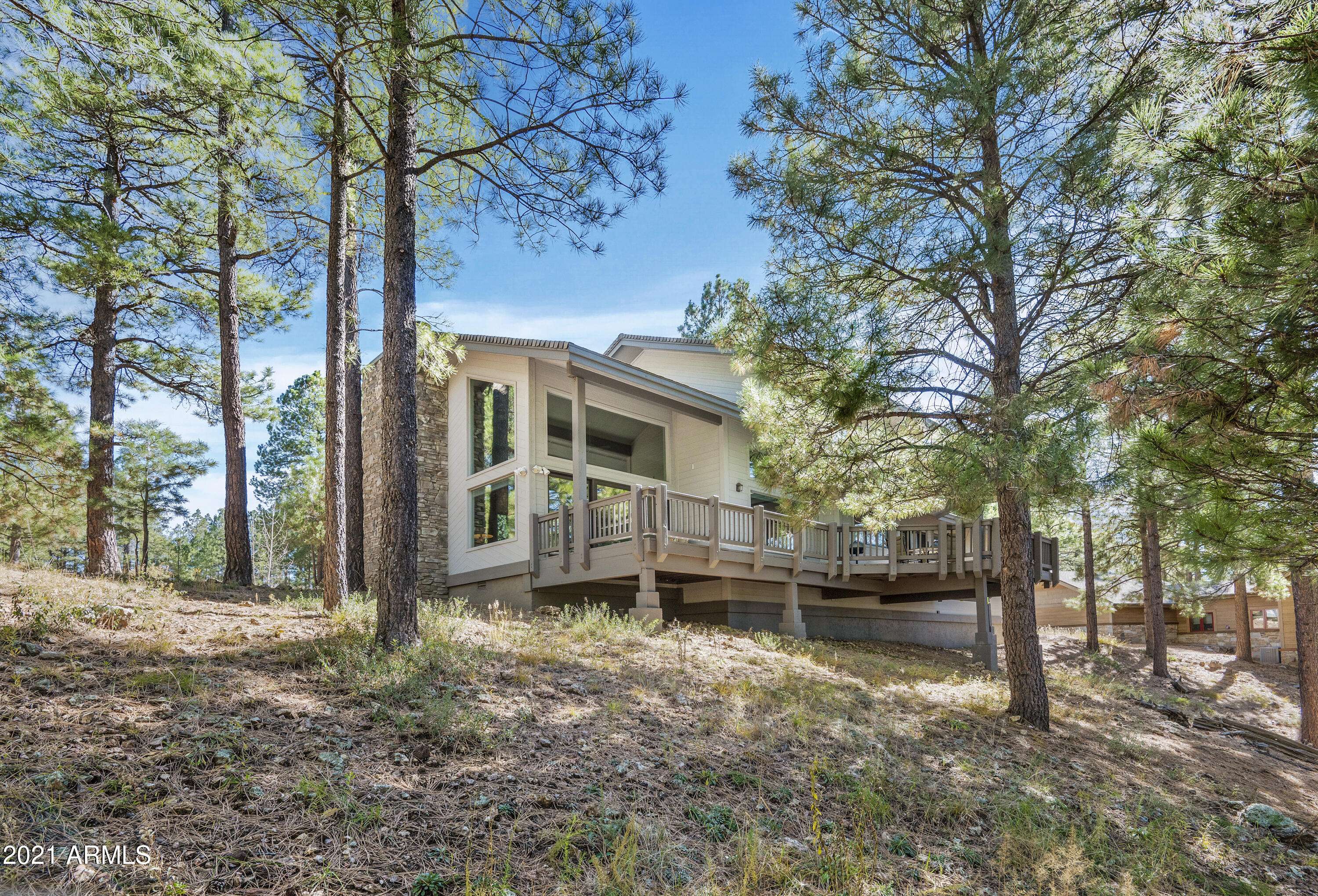 Flagstaff, AZ 86005,2252 Link Smith --