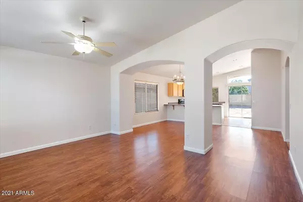 Scottsdale, AZ 85254,5019 E CHARLESTON Avenue