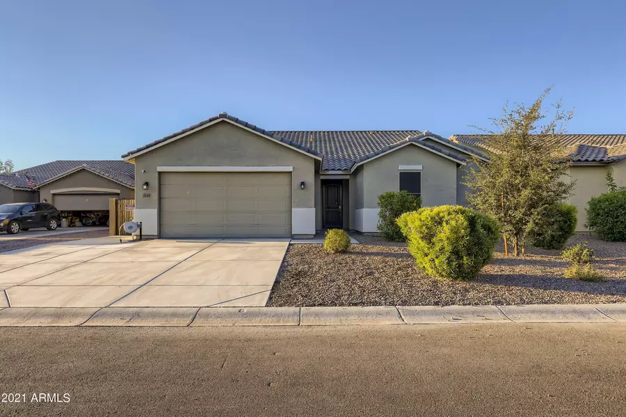 2149 W ETHAN Court, Queen Creek, AZ 85142