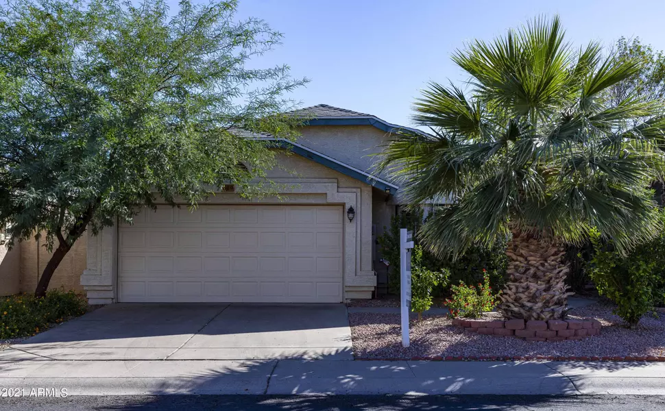 809 E SACK Drive, Phoenix, AZ 85024