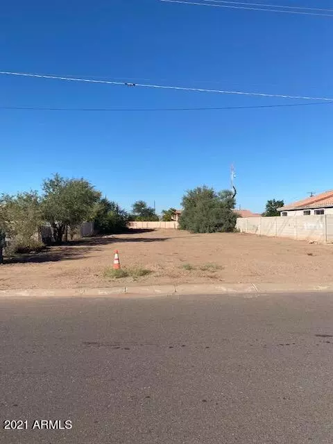 Phoenix, AZ 85040,2760 E WOOD Street #53