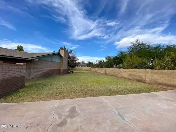 Glendale, AZ 85304,4616 W LARKSPUR Drive