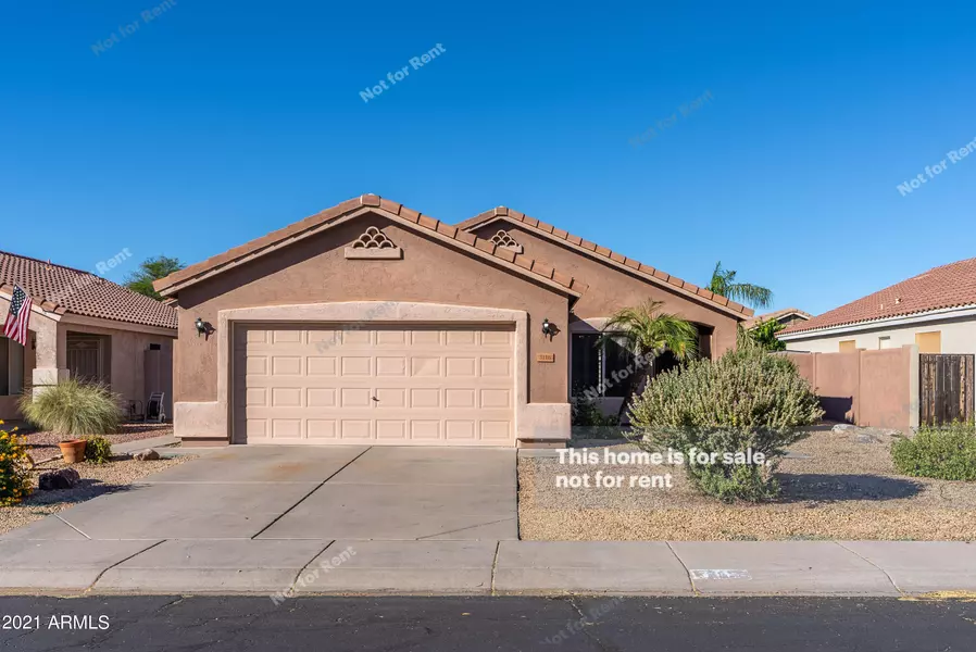 3116 E DESERT Lane, Gilbert, AZ 85234