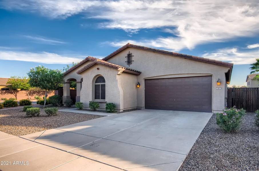 563 W REEVES Avenue, San Tan Valley, AZ 85140